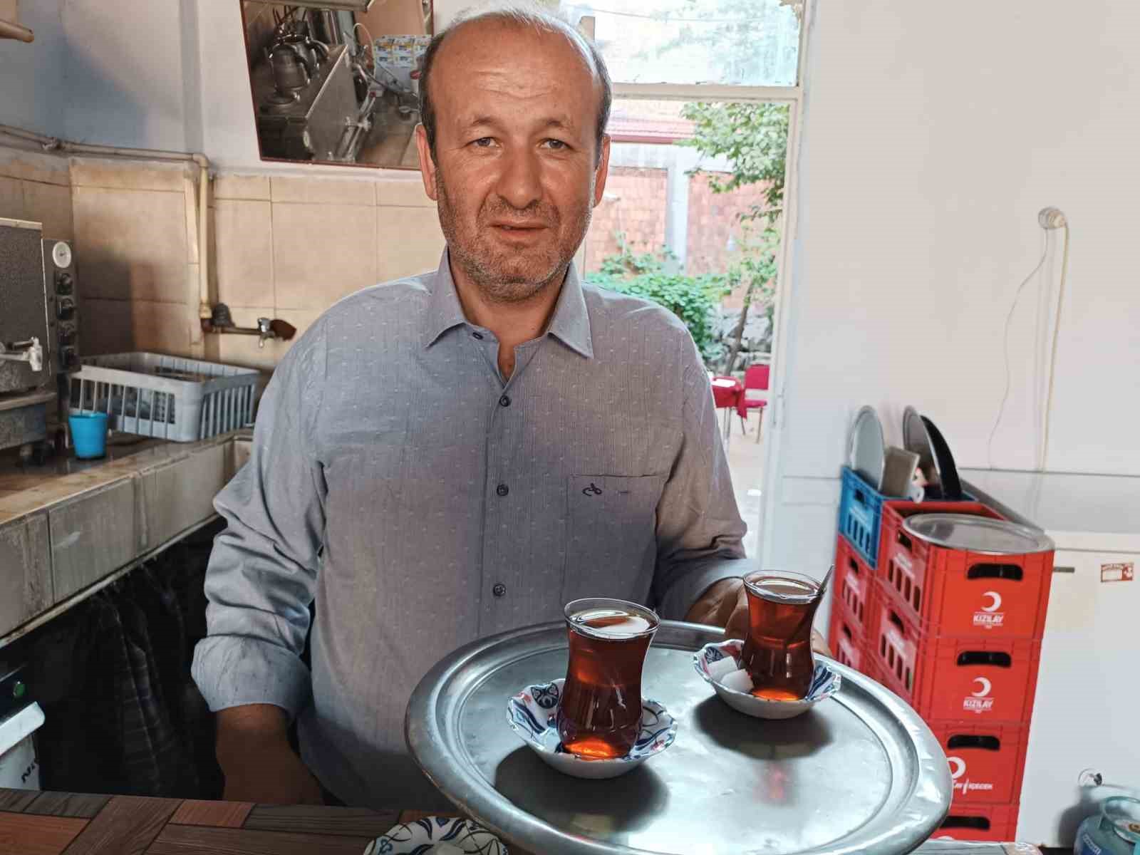Şuhut’ta çay fiyatlarına zam geldi