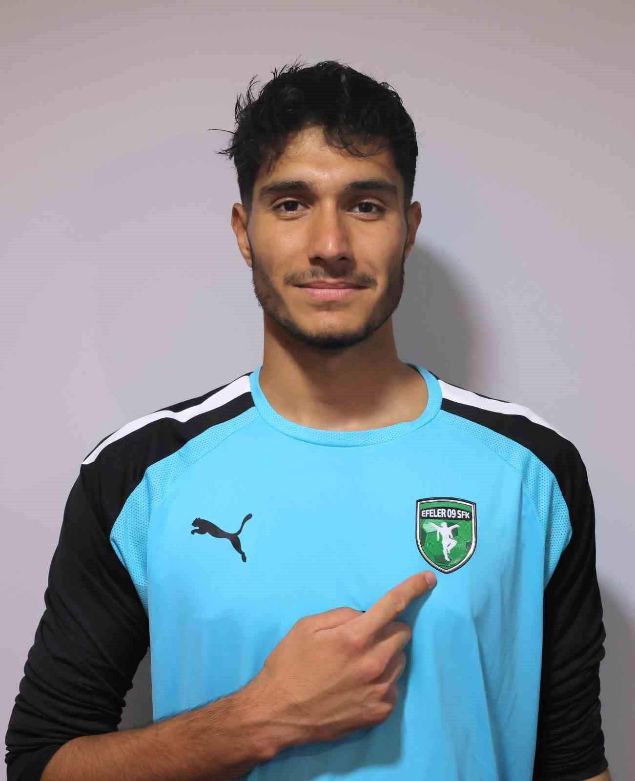 Efeler 09 SFK Uygun’u renklerine bağladı