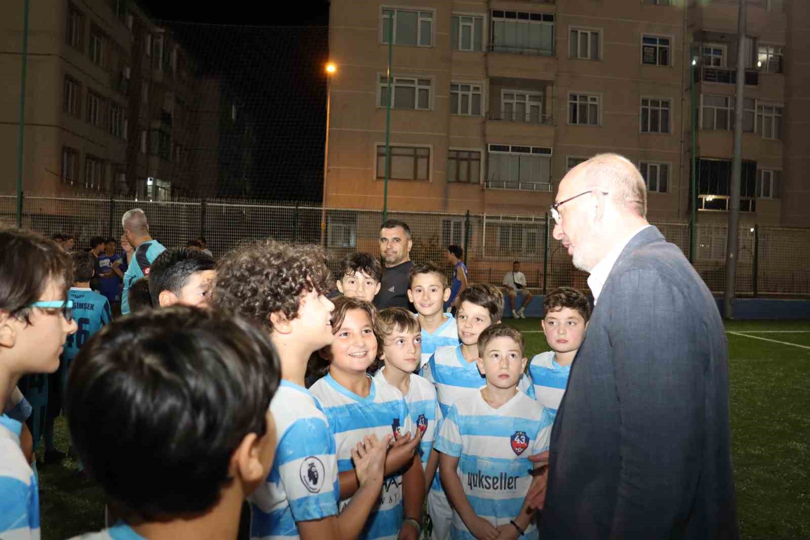 Başkan Önsay: “Türkiye Yüzyılının müjdecisi gençlerimize güveniyoruz”