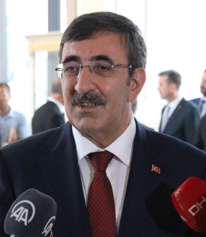Cumhurbaşkanı Yardımcısı Yılmaz: “Orta vadede tek haneli enflasyona gitmeyi öngörüyoruz”