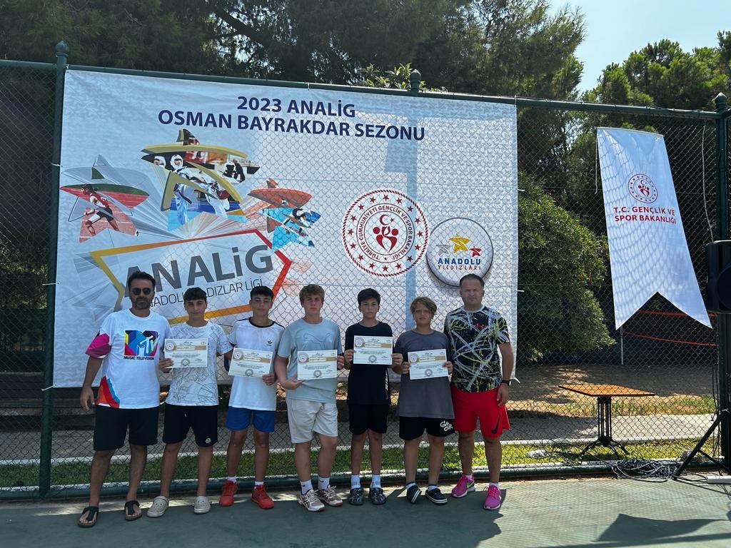 Düzce teniste Türkiye 5.’si oldu