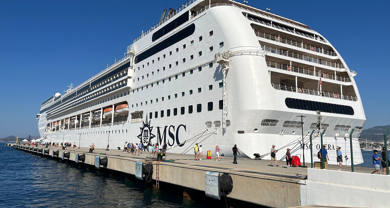 Bodrum’a 2 bin 422 yolcuyla geldi