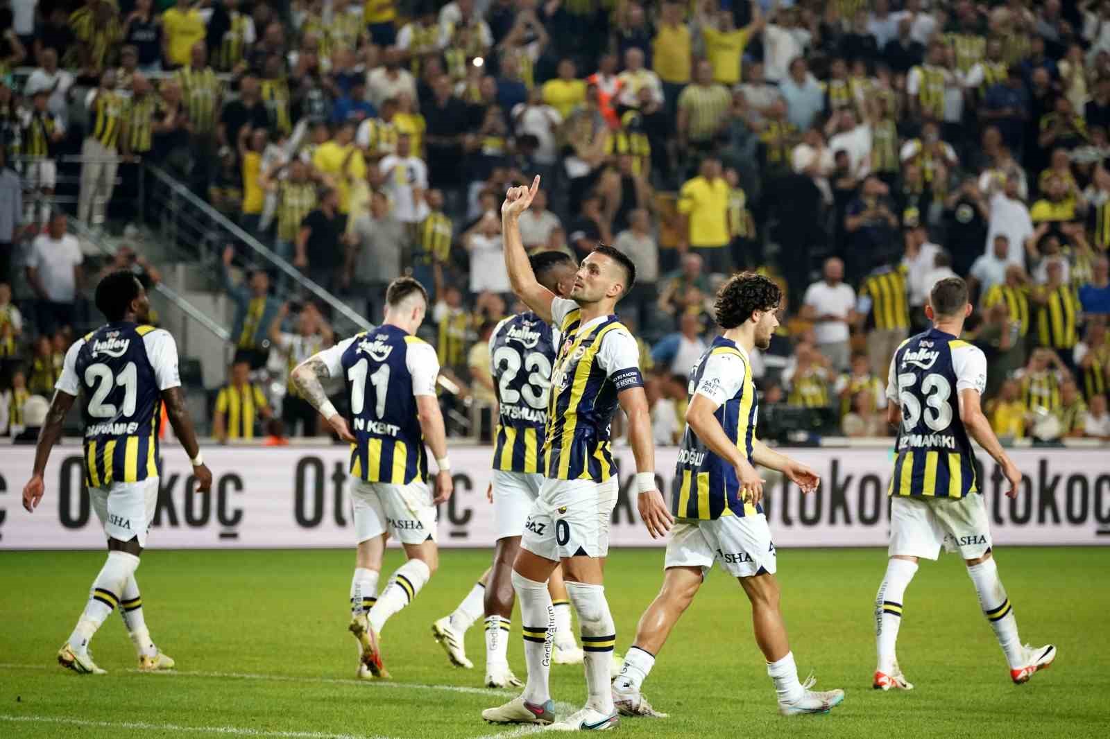 Fenerbahçe, sezonu Kadıköy’de açıyor