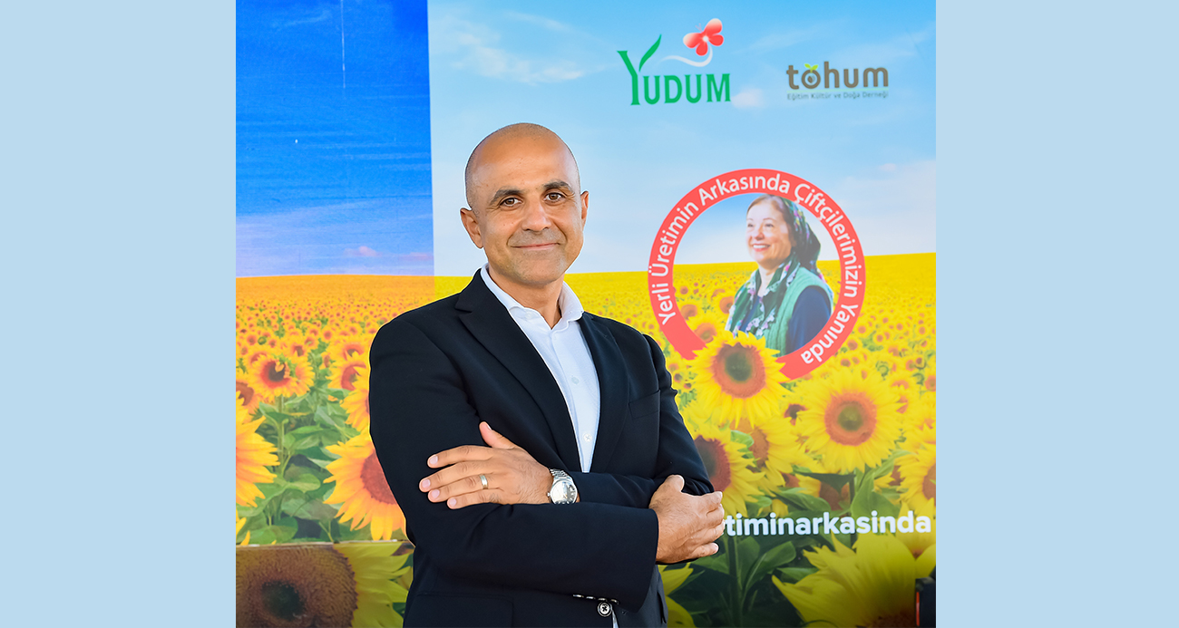 Adana’da deneme alanlarına ekilen yerli ayçiçeği tohumlarının mahsulleri hasat edildi