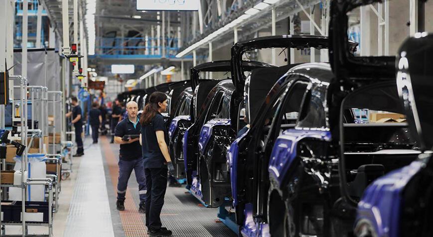 Yollardaki Togg sayısı 2 bini aştı! Bakan Kacır: Üretim daha da hızlanacak