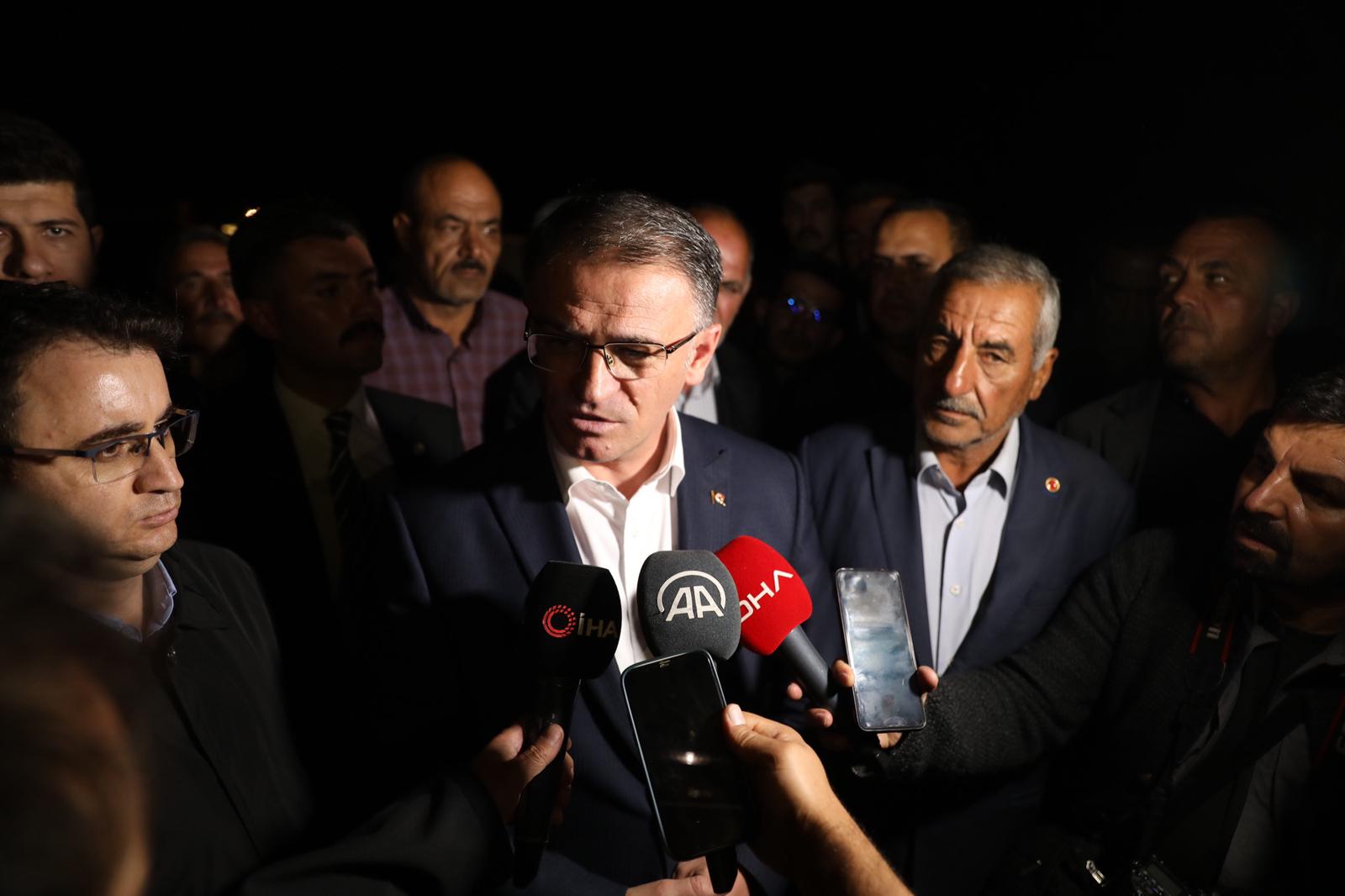 Vali Balcı sel bölgelerini ziyaret etti