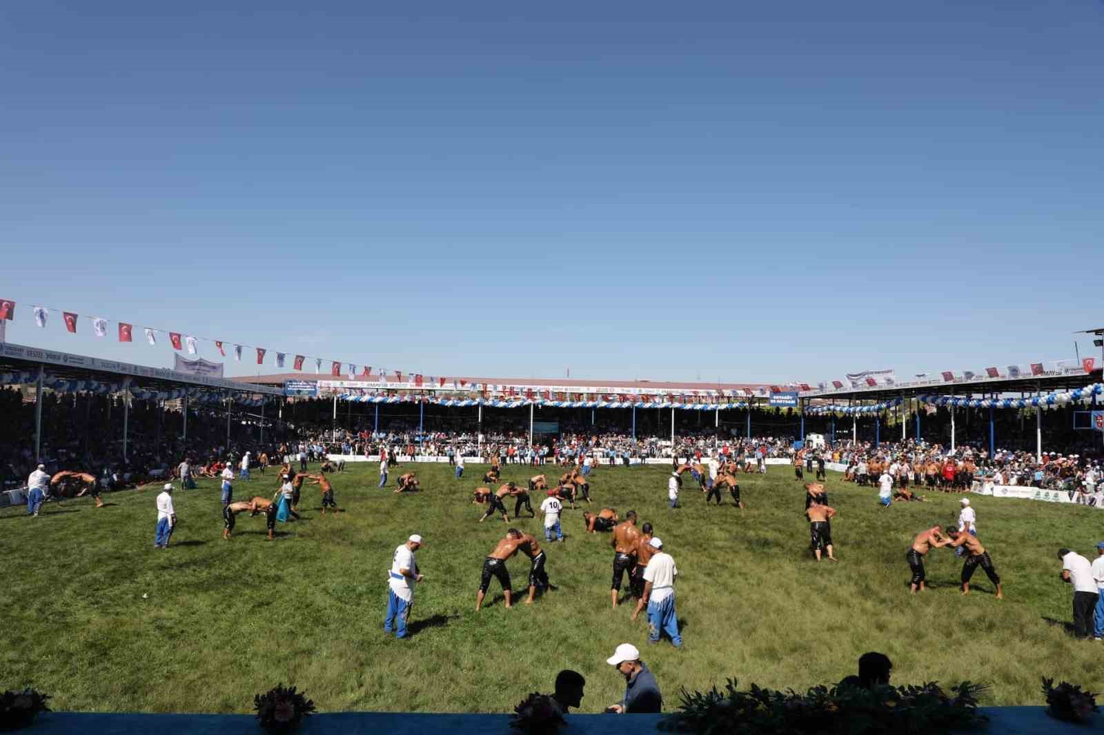 Er meydanının yiğitleri 8. kez Yunusemre’de buluşuyor