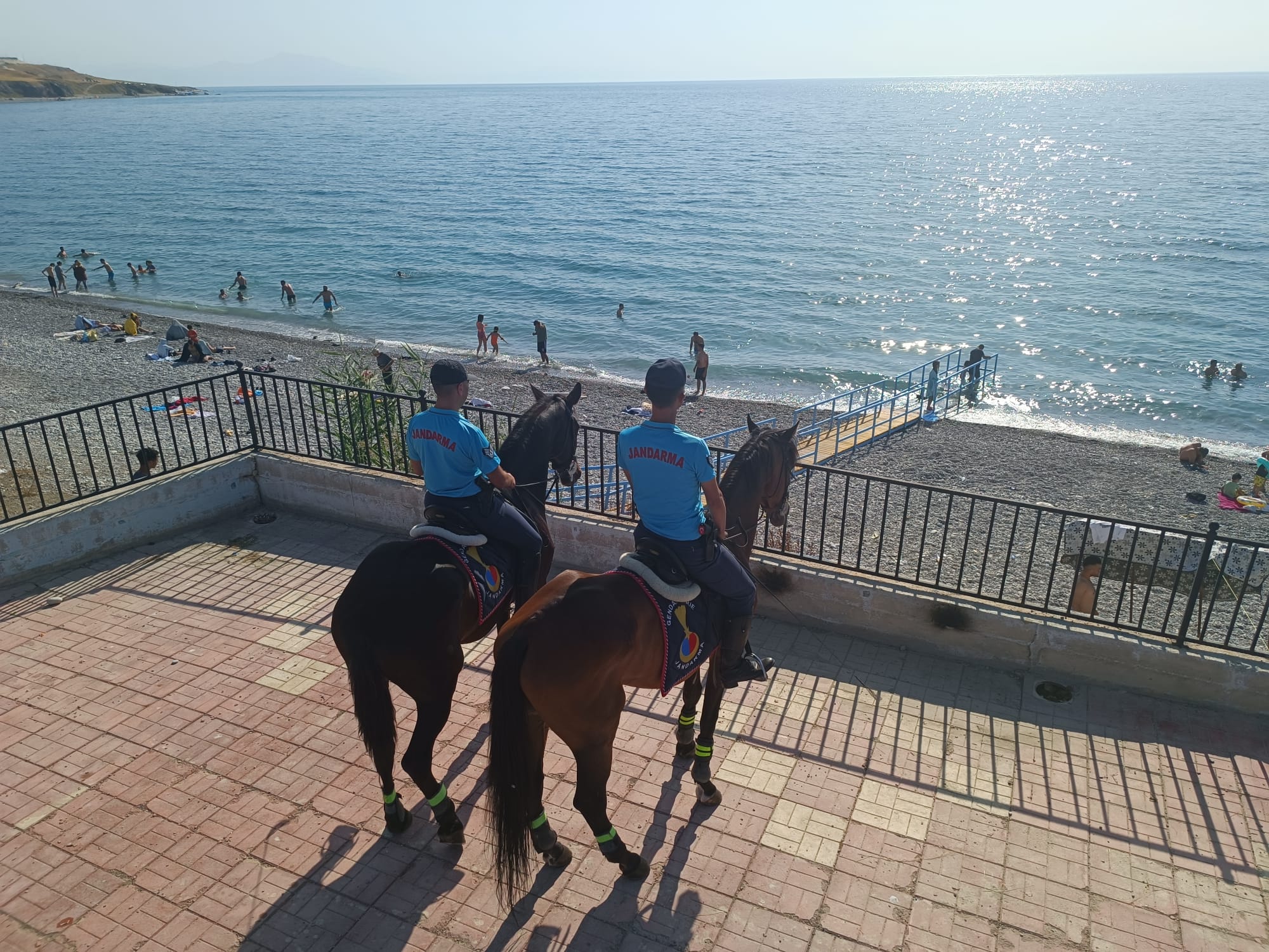 Jandarma suda boğulmalara karşı vatandaşları uyarıyor