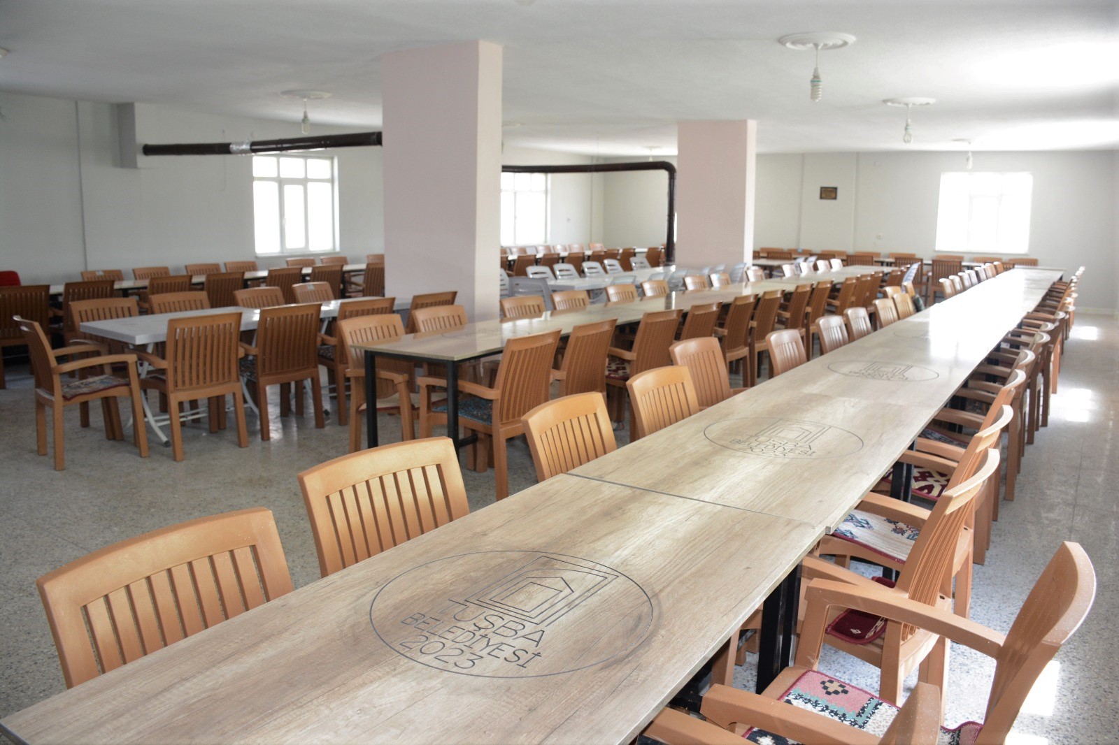 18 Mahalleye ‘Masa Ve Sandalye’ Desteği