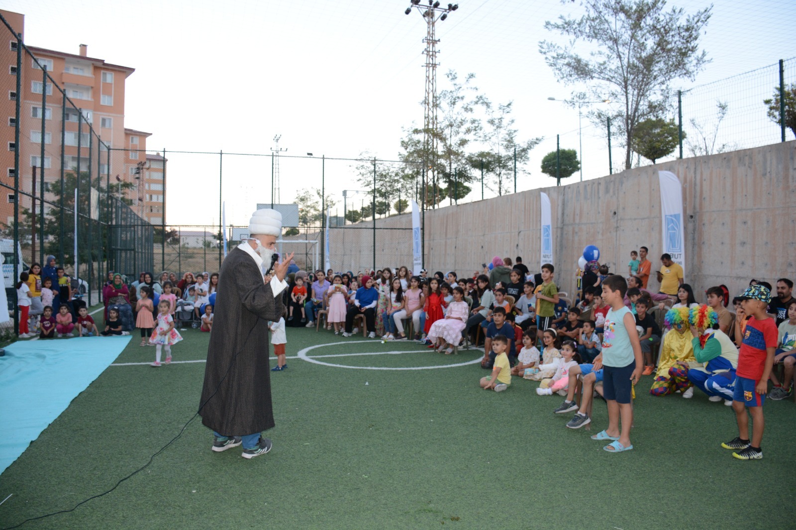 Tuşba Belediyesinden ‘Kültür Sanat ve Çocuk’ şenlikleri