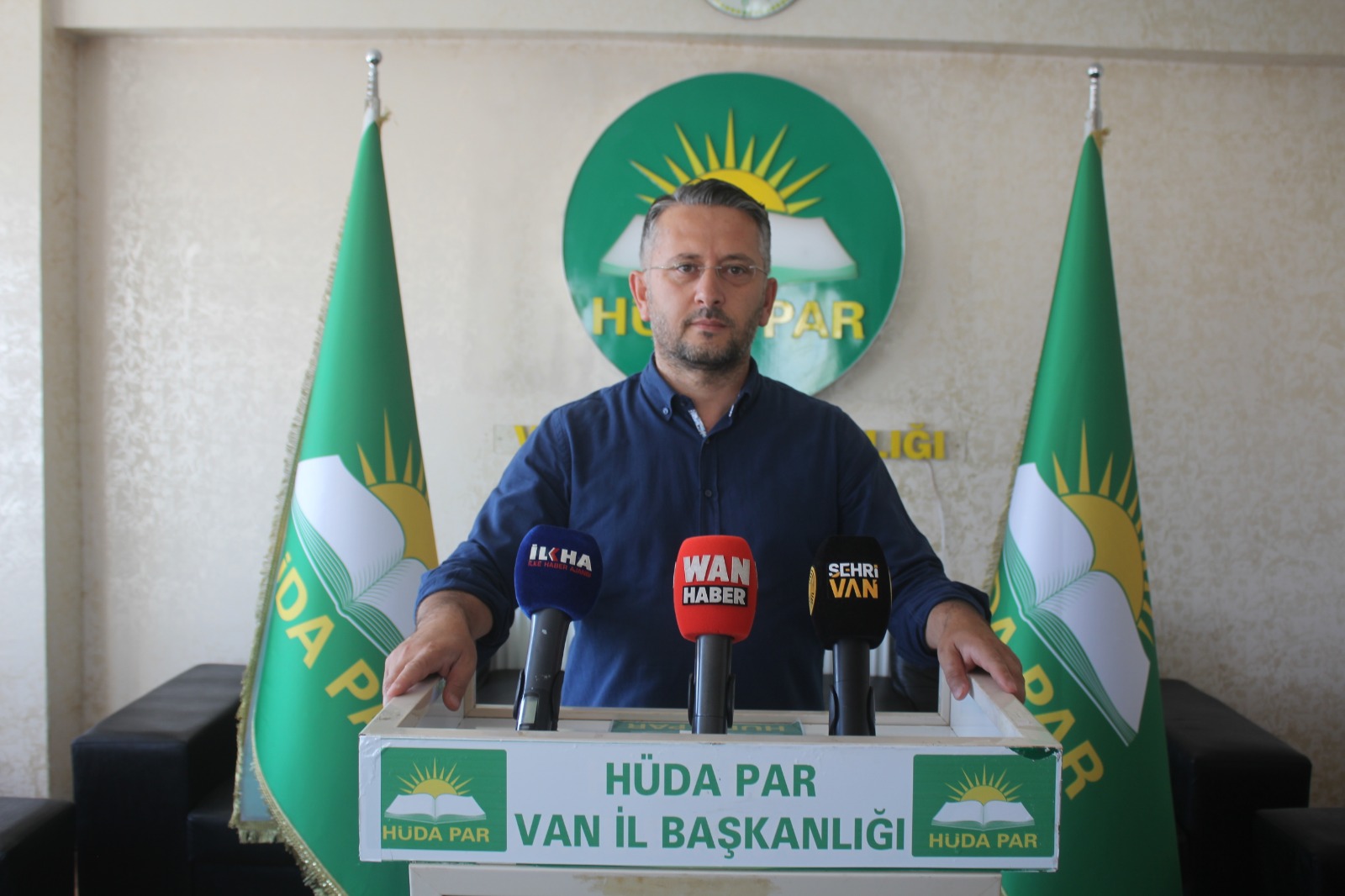 İranlıların gayri ahlaki davranışlarına siyasi parti başkanından tepki!