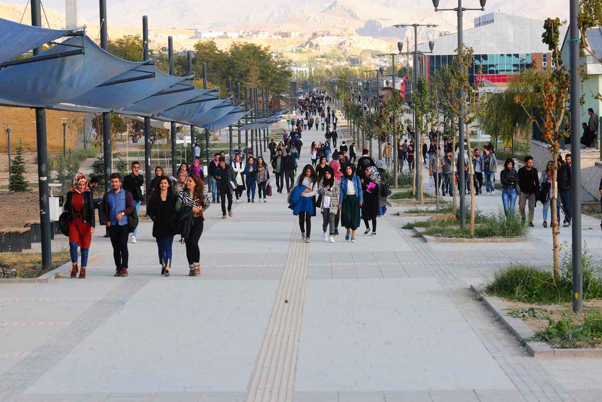 Van YYÜ’ye kaç öğrenci yerleşti?