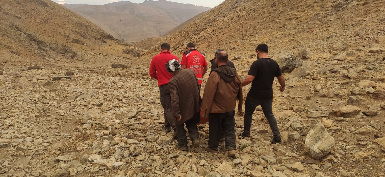 Doğum sancıları başlayan hastaya UMKE ekipleri yetişti