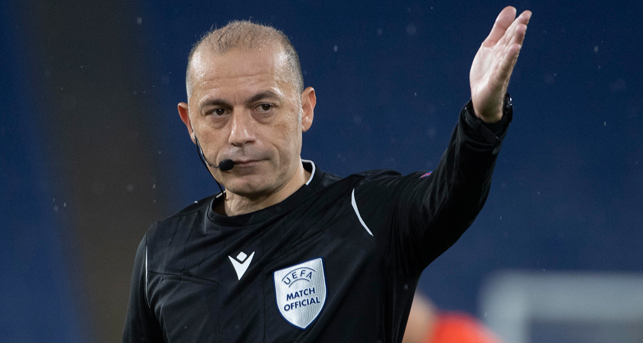 Cüneyt Çakır: “Türk hakemliğinin dünya arenasında başarılı olabilmesi için bir ömür adadım”