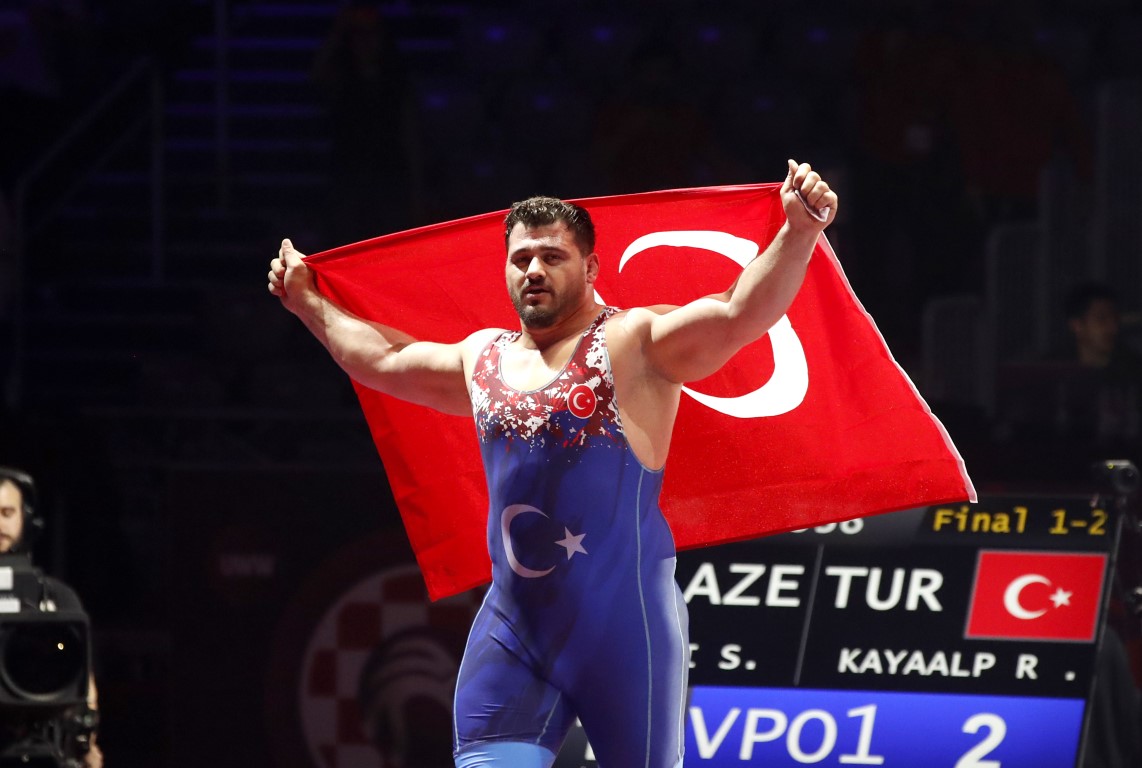 Rıza Kayaalp: ‘Olimpiyat şampiyonluğuyla güreşi bırakmak gurur verici bir olay olur’