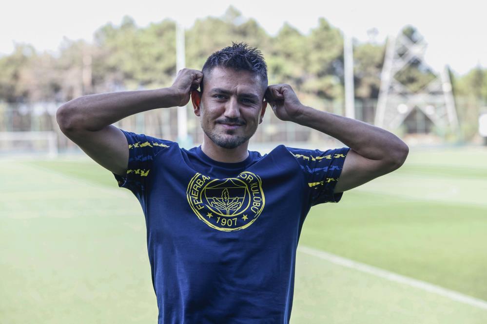Cengiz Ünder: “Taraftarımızın sevgisi ile sahada çok daha güçlü bir oyuncu olacağım”