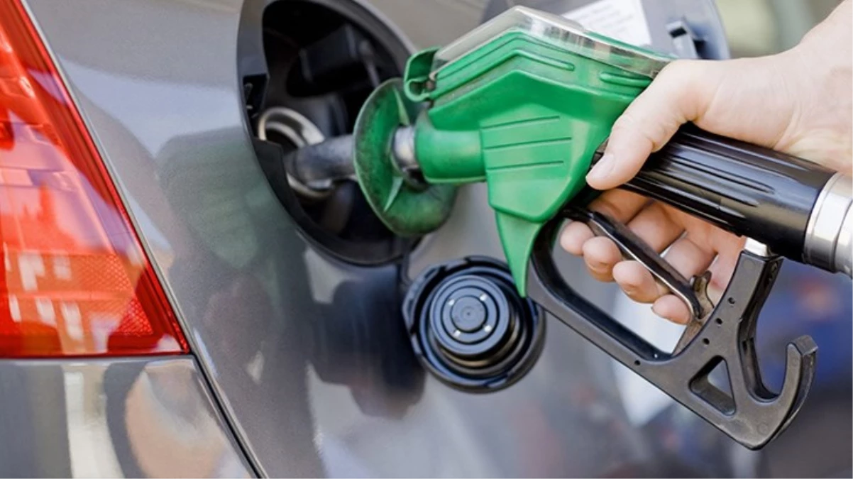 Benzinin litresine büyük zam.