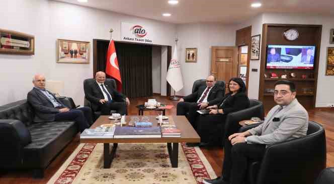 Polonya Büyükelçisi Rauf Alp Denktaş, ATO Başkanı Gürsel Baran’ı ziyaret etti
