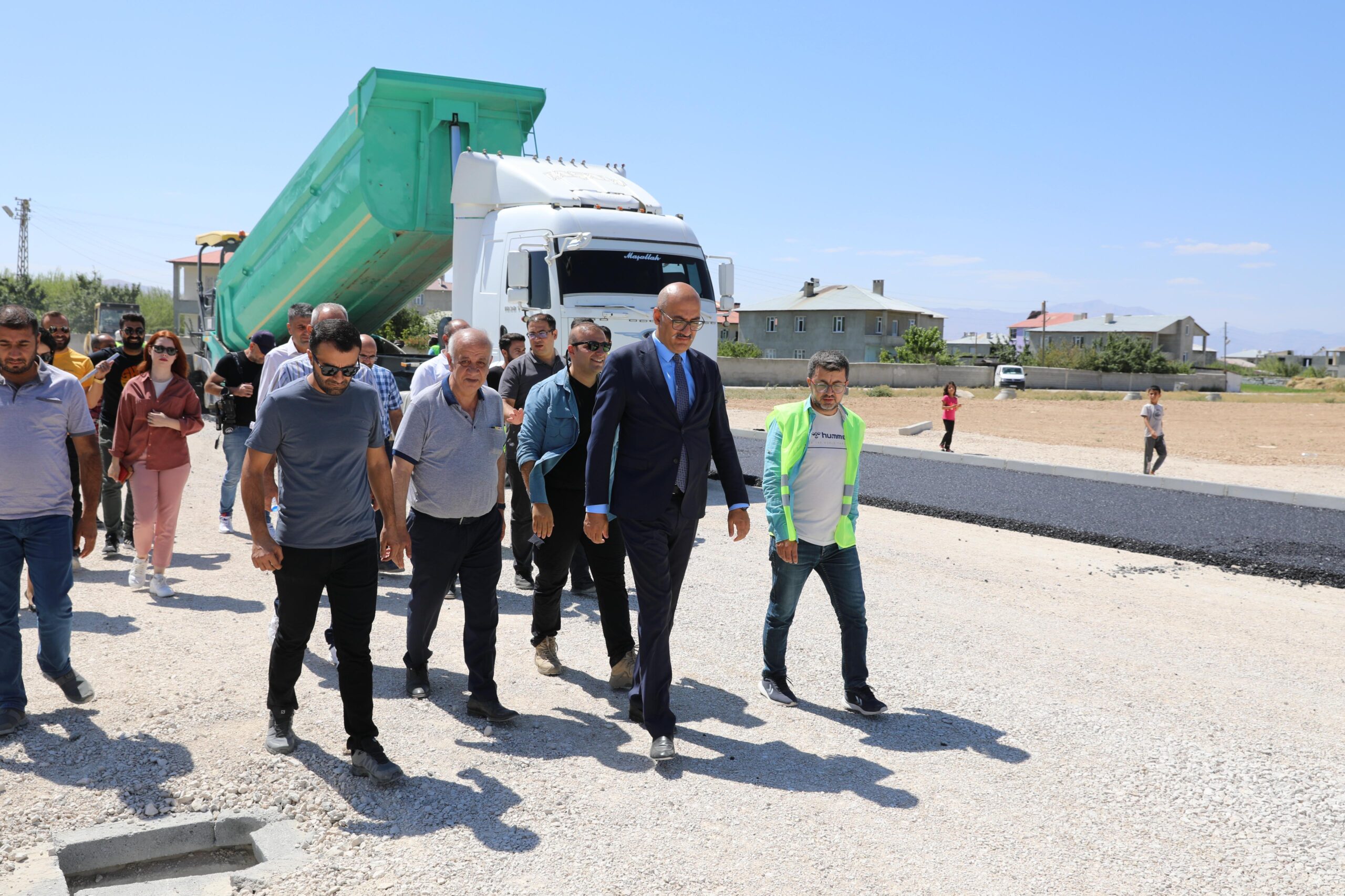 İpekyolu’nda 75 bin ton asfalt serimi yapıldı