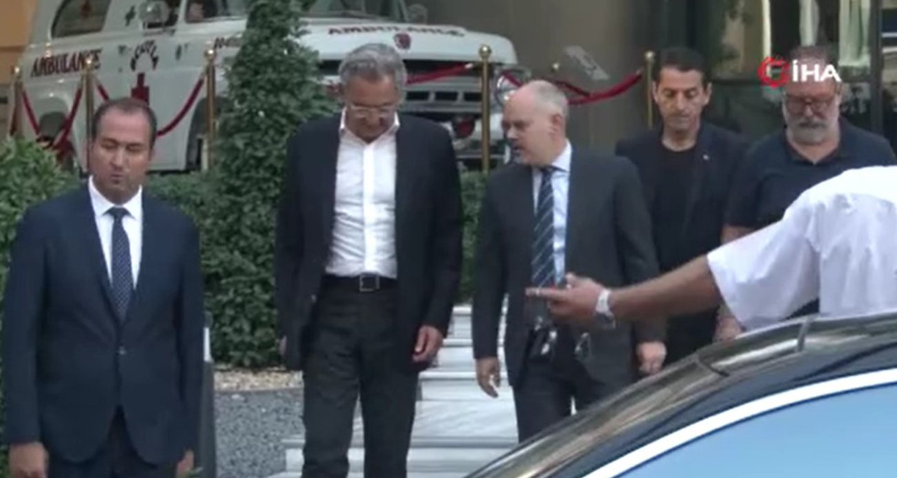 Kılıç, tedavileri devam eden Sabancı çiftini ziyaret etti