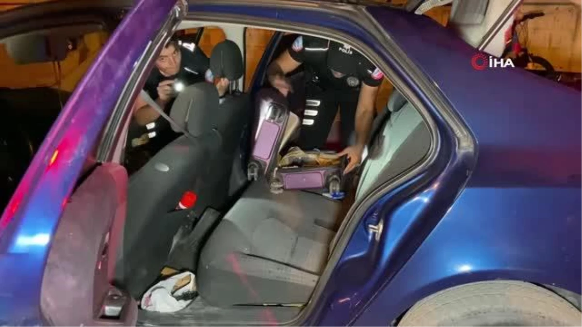 Konya’da şüphe üzerine durdurulan otomobilden cephanelik çıktı