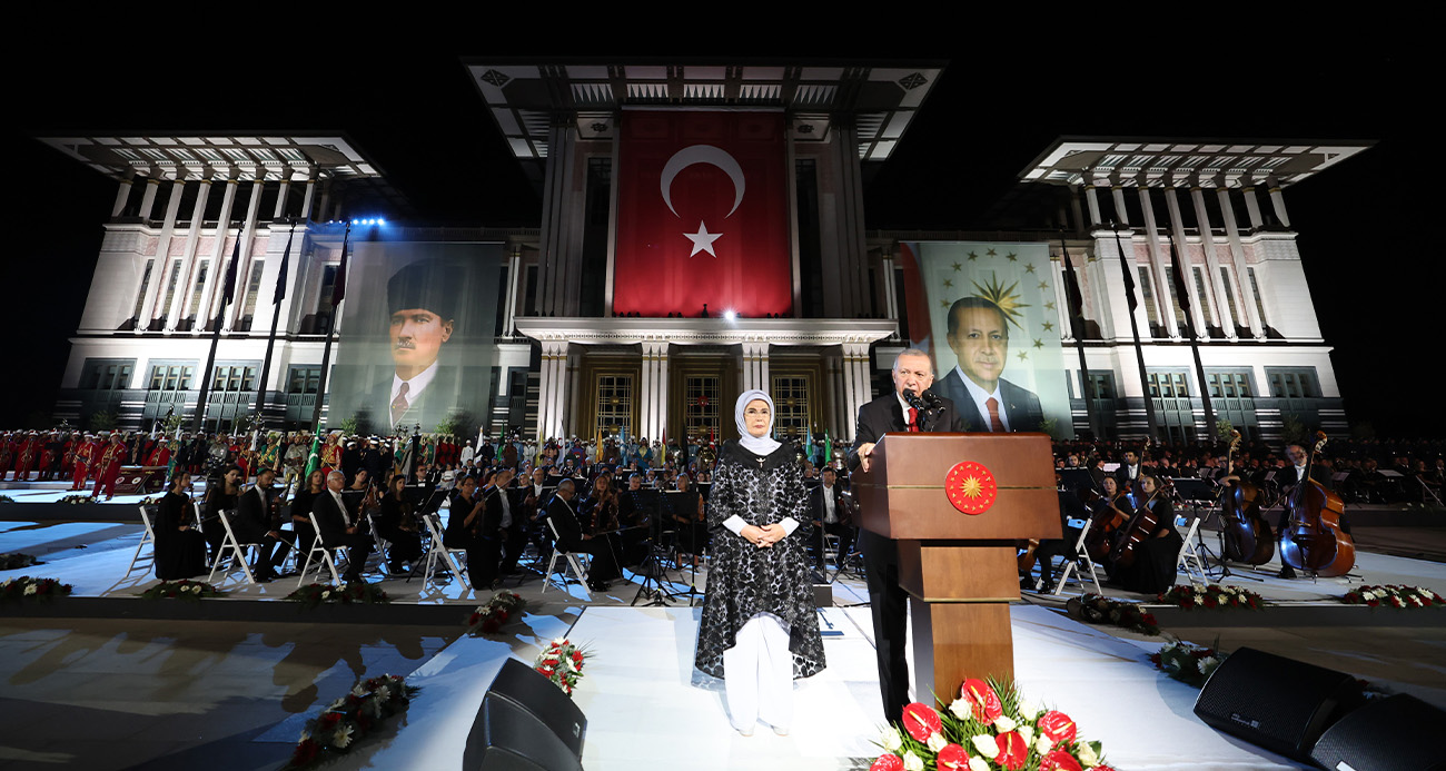 Cumhurbaşkanı Erdoğan: “Yıllarca kendi zaaflarını devletin siyaseti gibi sunanların devri kapanmıştı