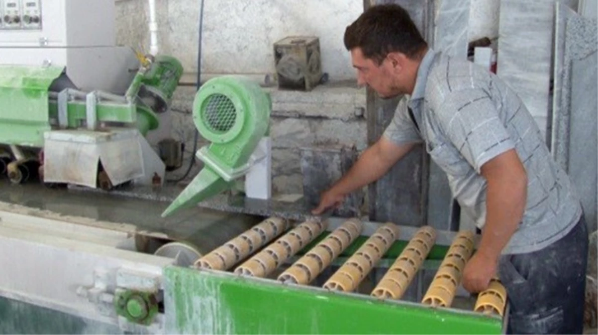 Mermerciler 20 bin liraya çırak, 50 bin liraya usta bulamıyor