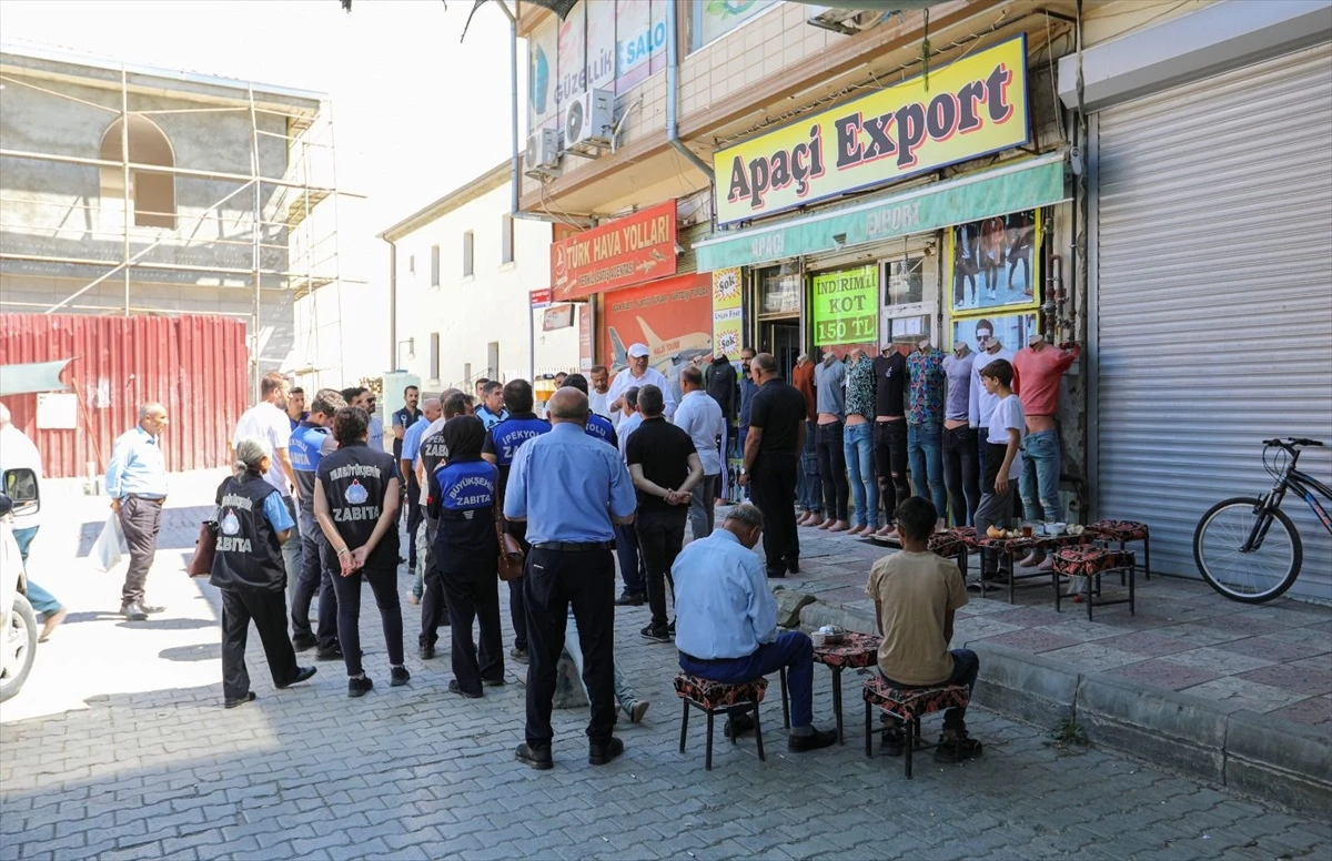 Van’da Zabıta Ekipleri Kaldırım İşgaline Karşı Denetim Yaptı
