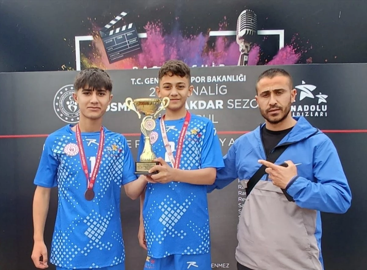 Vanlı Sporcular Anadolu Yıldızlar Ligi’nde Büyük Başarı Elde Etti