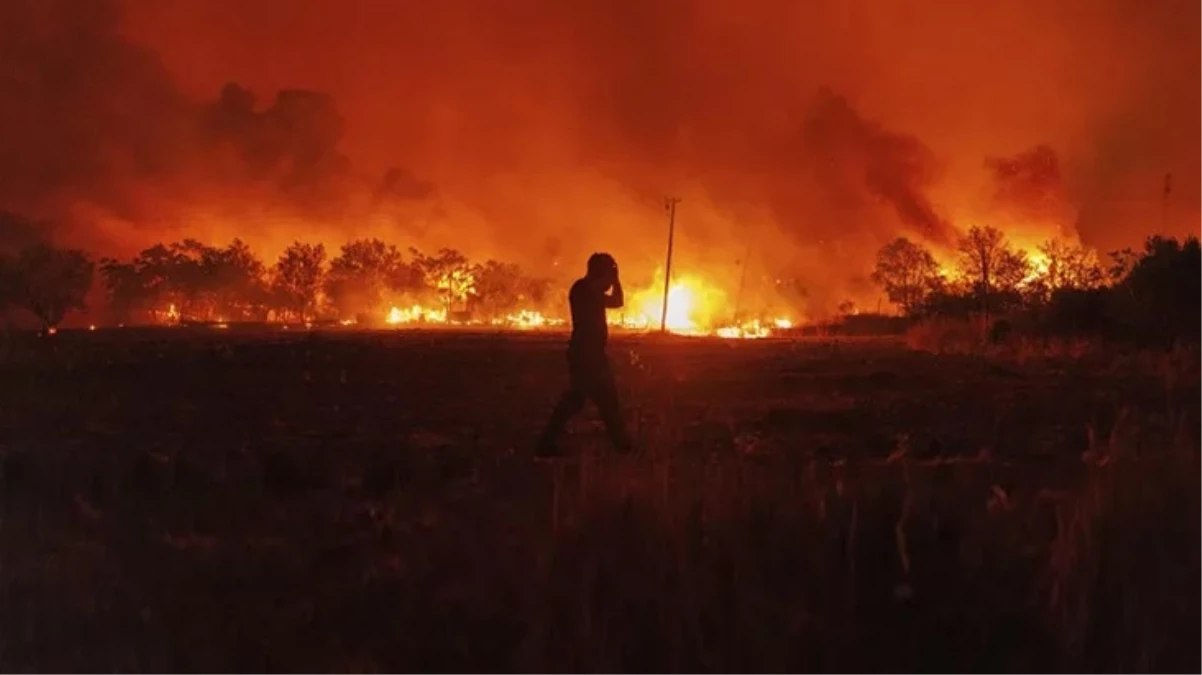 Yunanistan’da devam eden yangınlar nedeniyle Batı Trakya’da yerleşim birimleri tahliye edildi