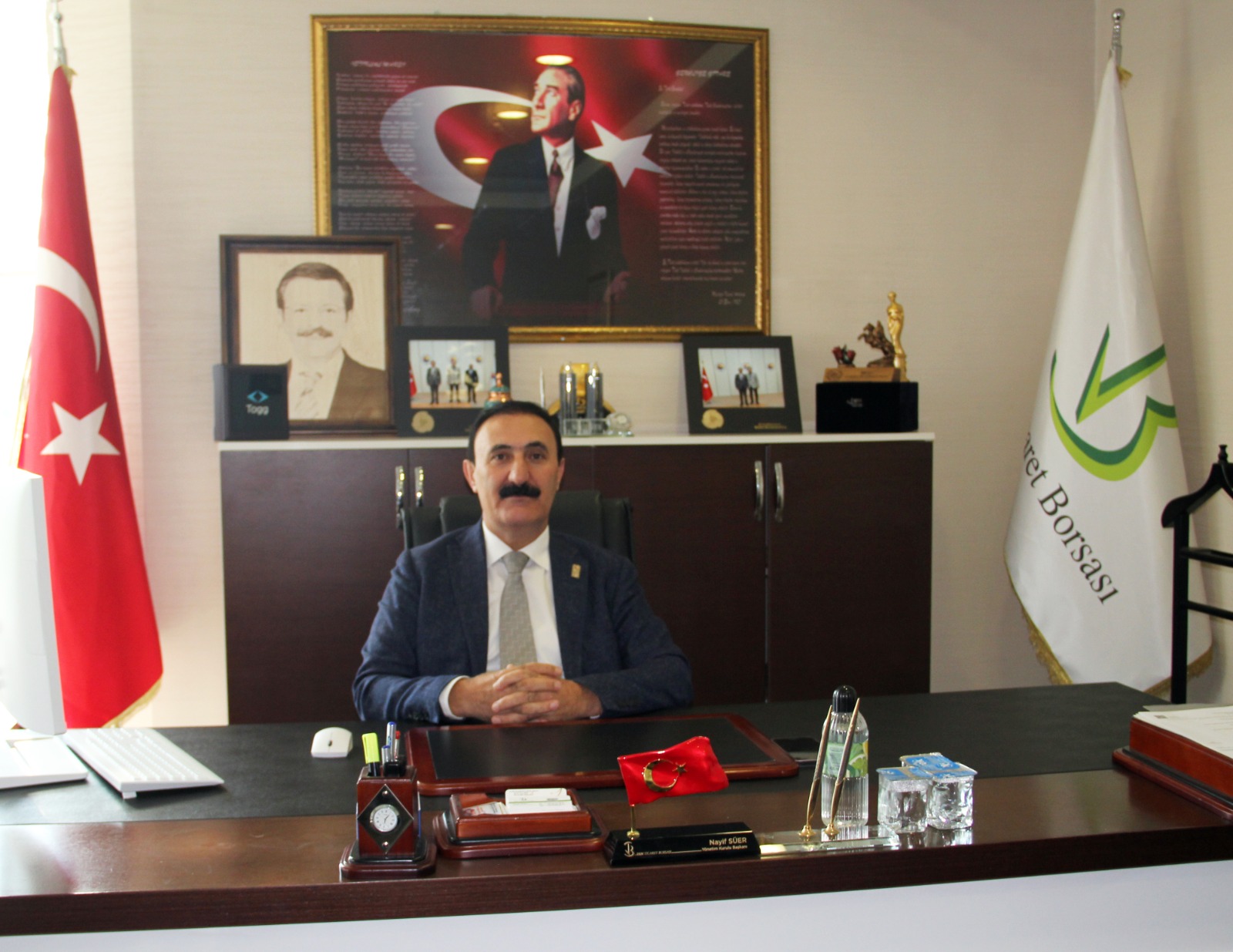 BAŞKAN SÜER: ERCİŞ ÜZÜMÜ BÖLGE EKONOMİSİNE KATKI SUNABİLİR