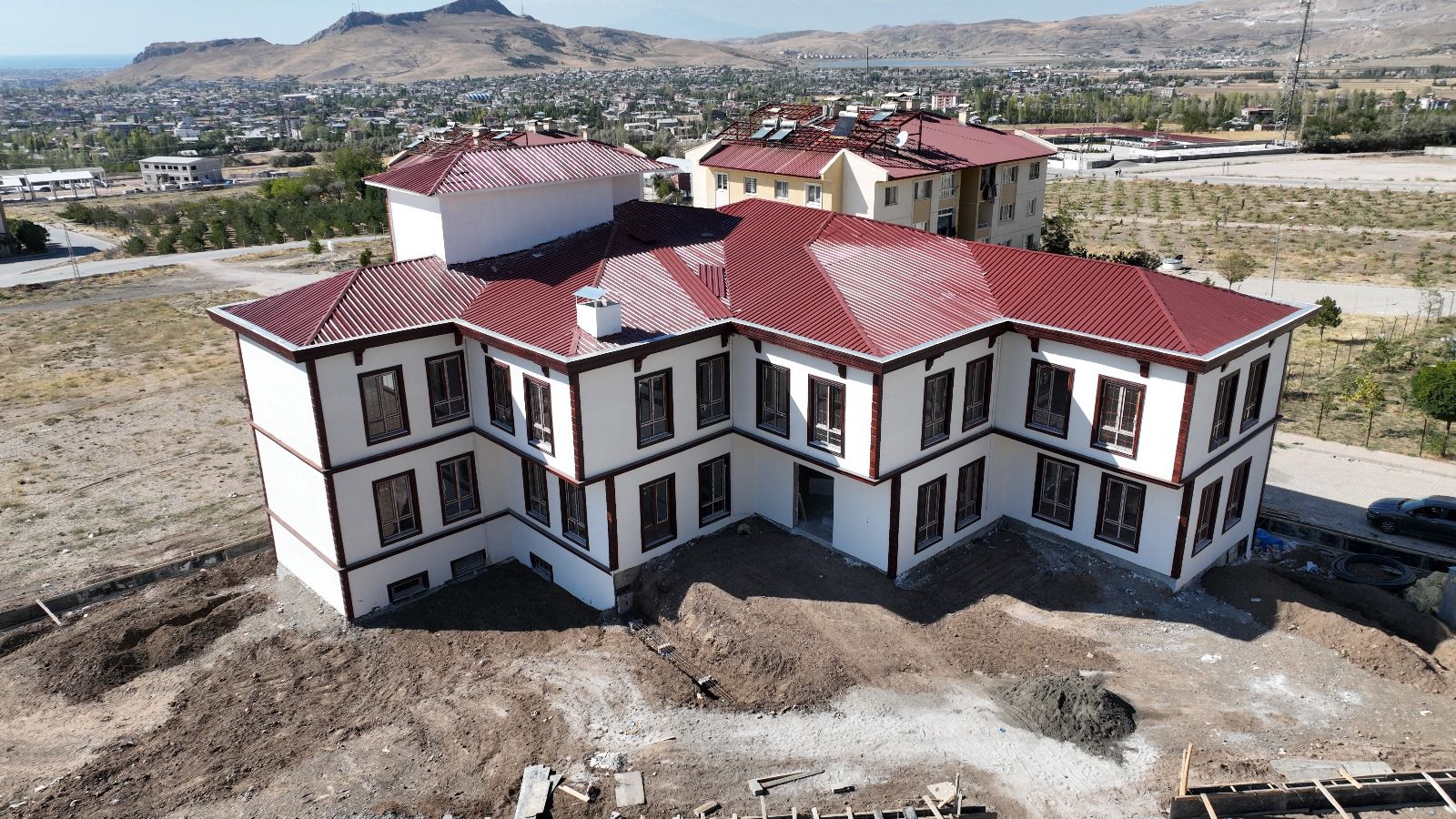 Bostaniçi Yaşam Merkezi’nde sona gelindi