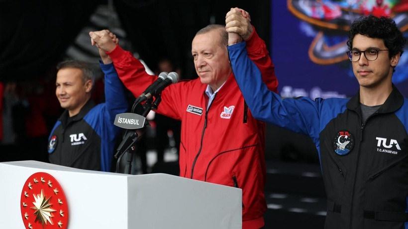 Dünyaca ünlü 70 astronot Türkiye'ye geliyor!