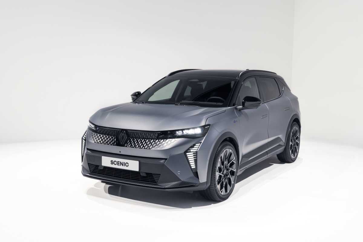 Renault Münih IAA Mobility 2023’te yeni modelleriyle yer aldı