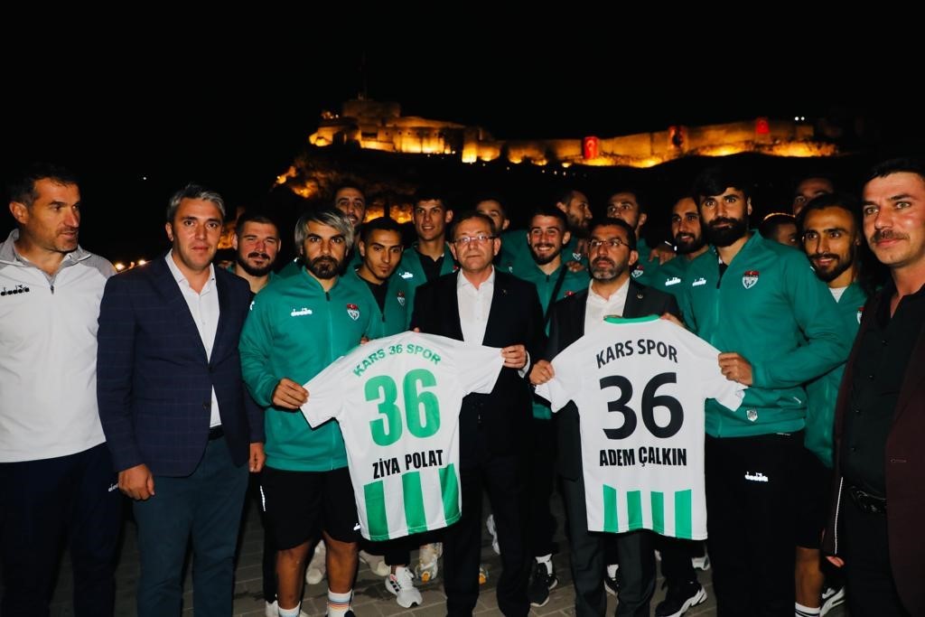 Vali Polat ve Milletvekili Çalkın’a 36 numaralı forma