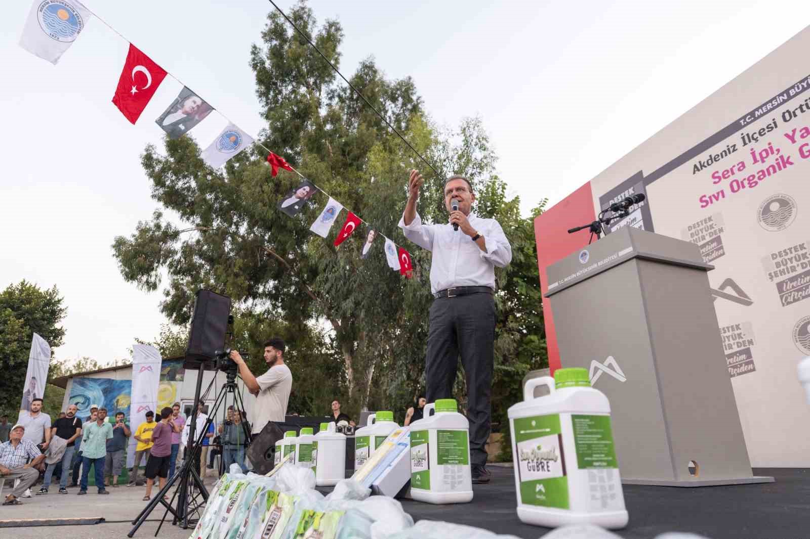 Mersin Büyükşehir Belediyesinin üreticiye desteği sürüyor