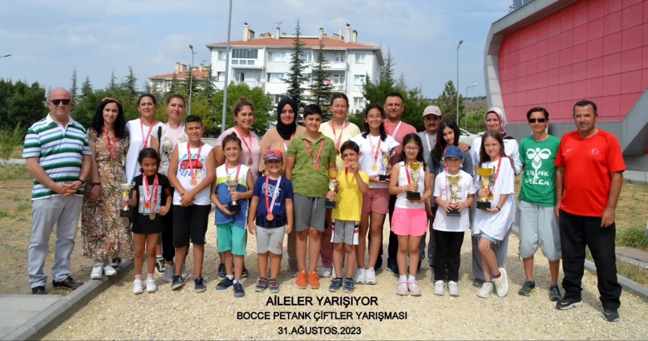 Bir ilk oldu aileler ‘Bocce Petank’ yarışması yaptı