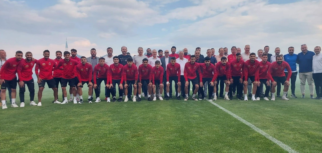 TKİ Tavşanlı Linytispor sezonu kurban keserek açtı