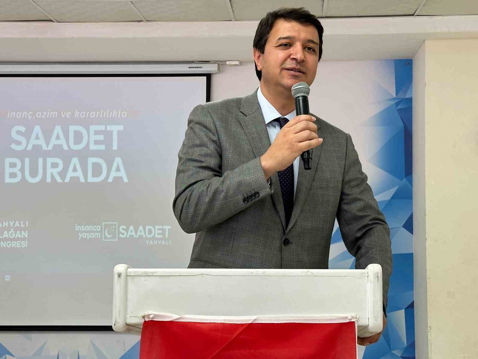 Arıkan: “Bu Anayasa perileri niçin geliyor?”