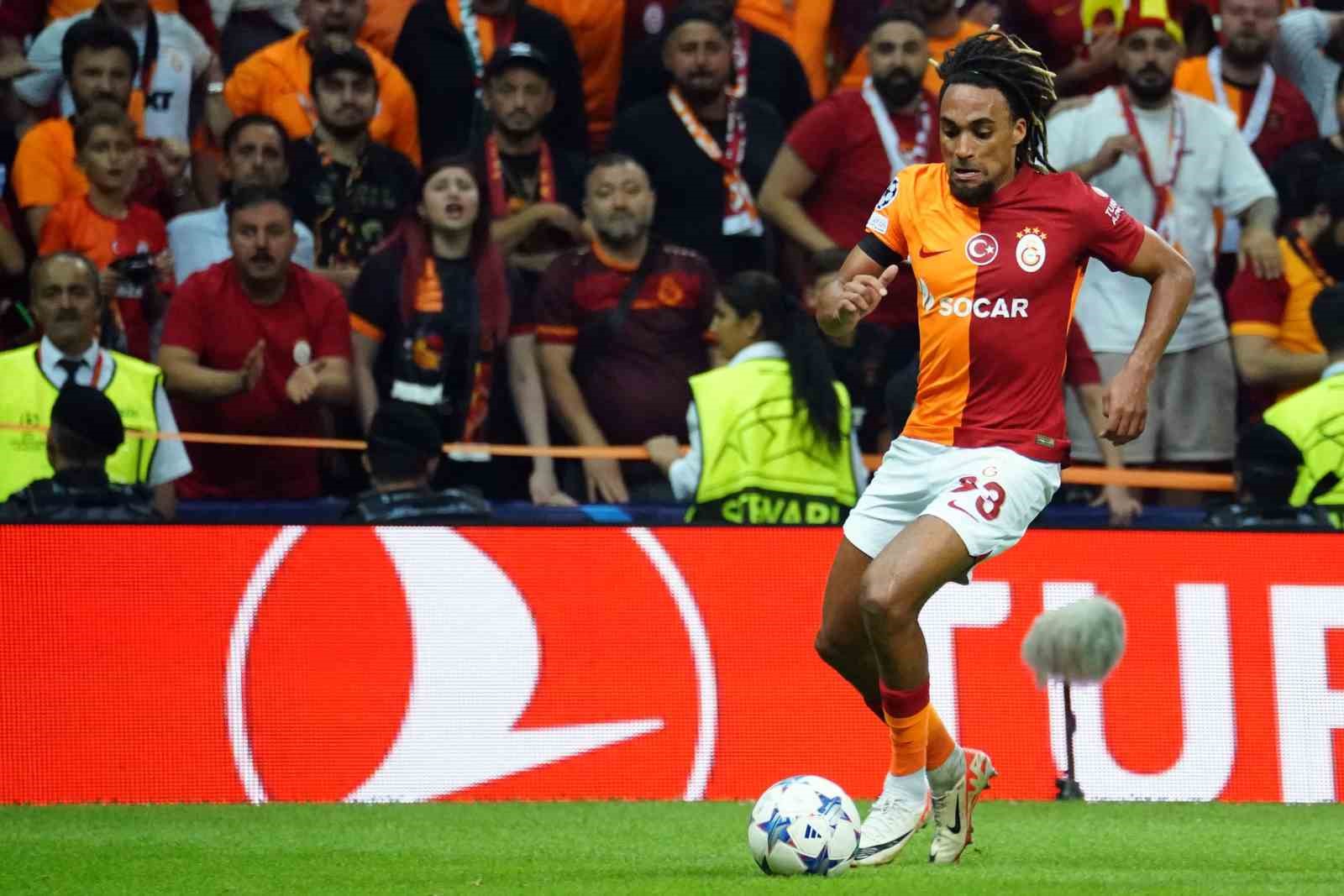 Sacha Boey, Şampiyonlar Ligi’nde ilk golünü attı