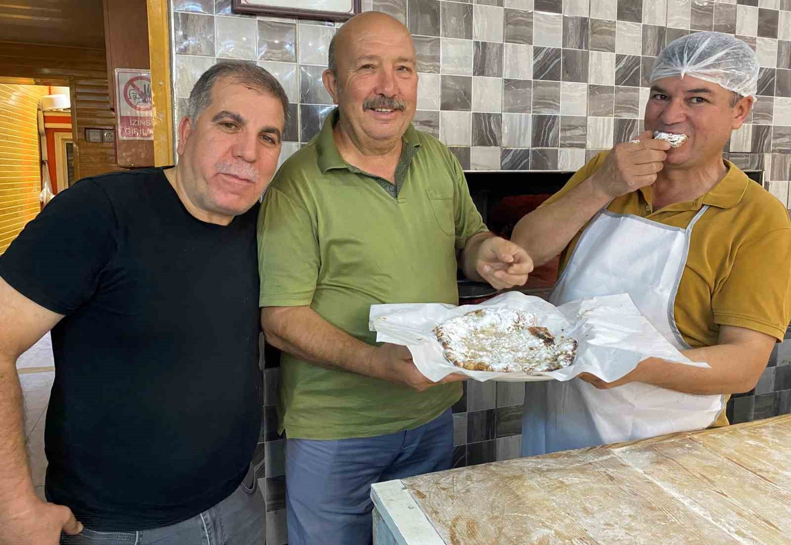 Alaşehir’in tahinli pidesi coğrafi işaret aldı