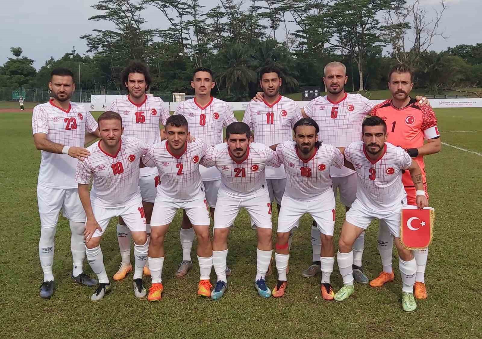 Milliler, İşitme Engelliler Futbol Şampiyonası’nda yoluna devam ediyor