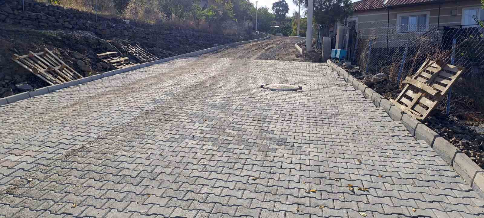 Yağmurlar’ın 13 milyonluk yatırımında üstyapı çalışmaları devam ediyor