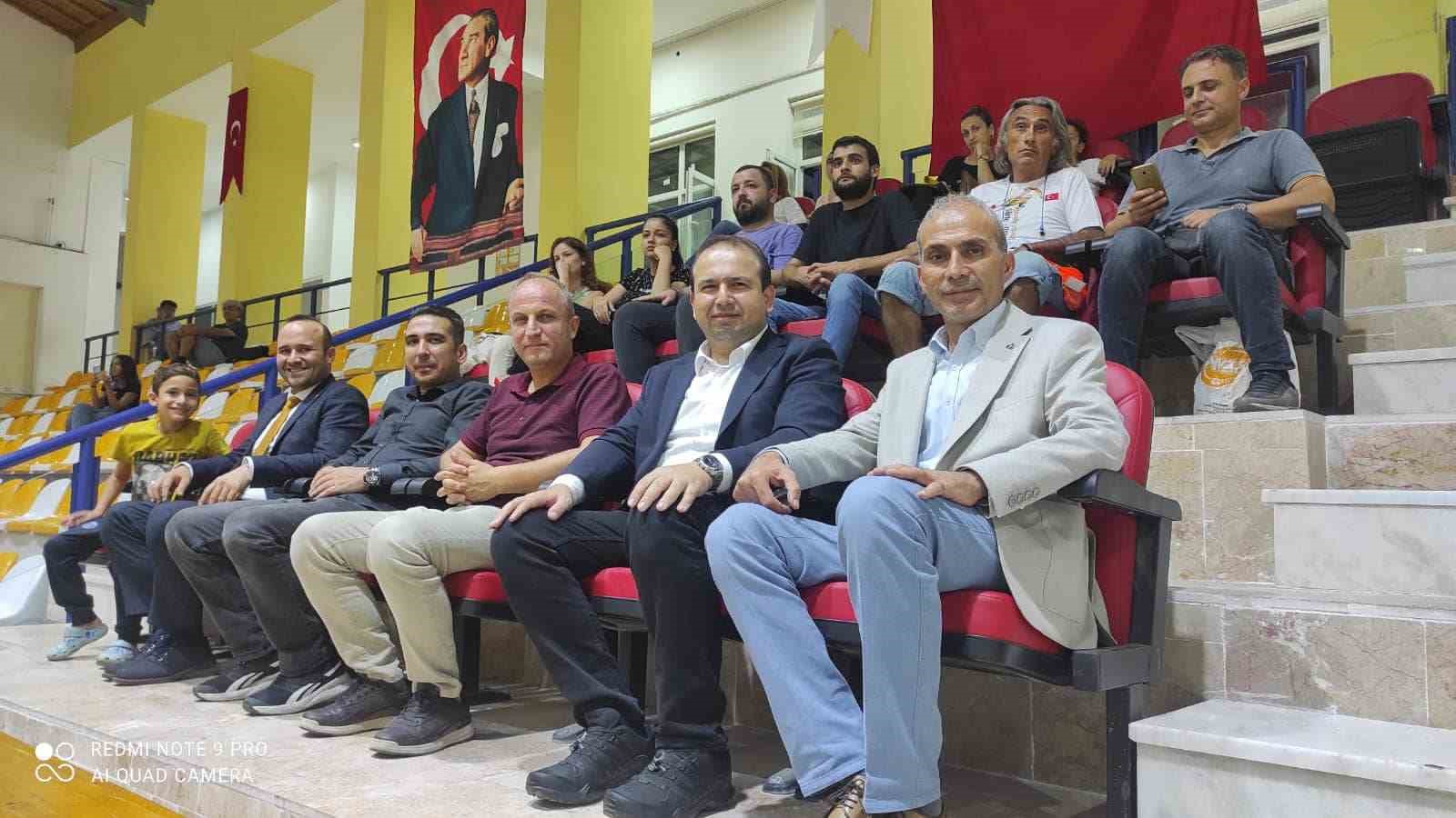 İl Sağlık Müdürü Şenkul’dan personeline destek