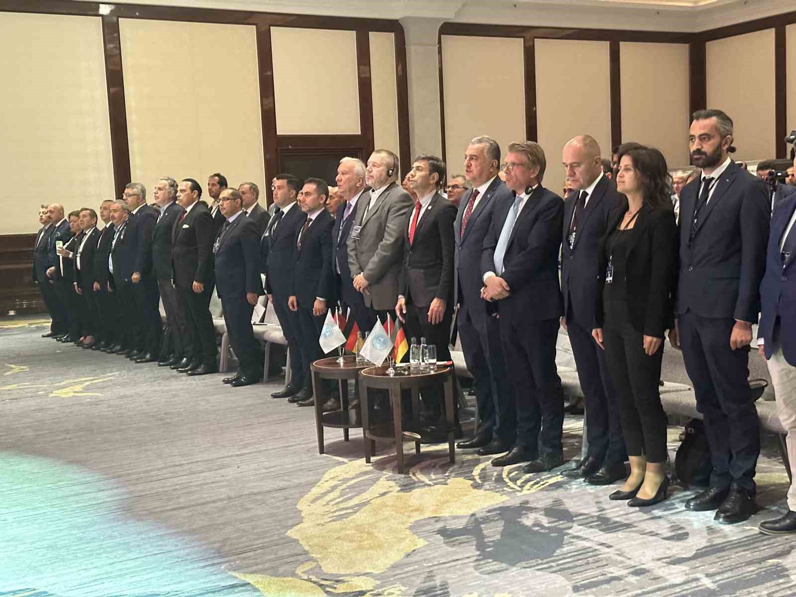 Türk ve Alman iş insanları Almanya’da İstanbul Ekonomi Zirvesi’nde buluştu