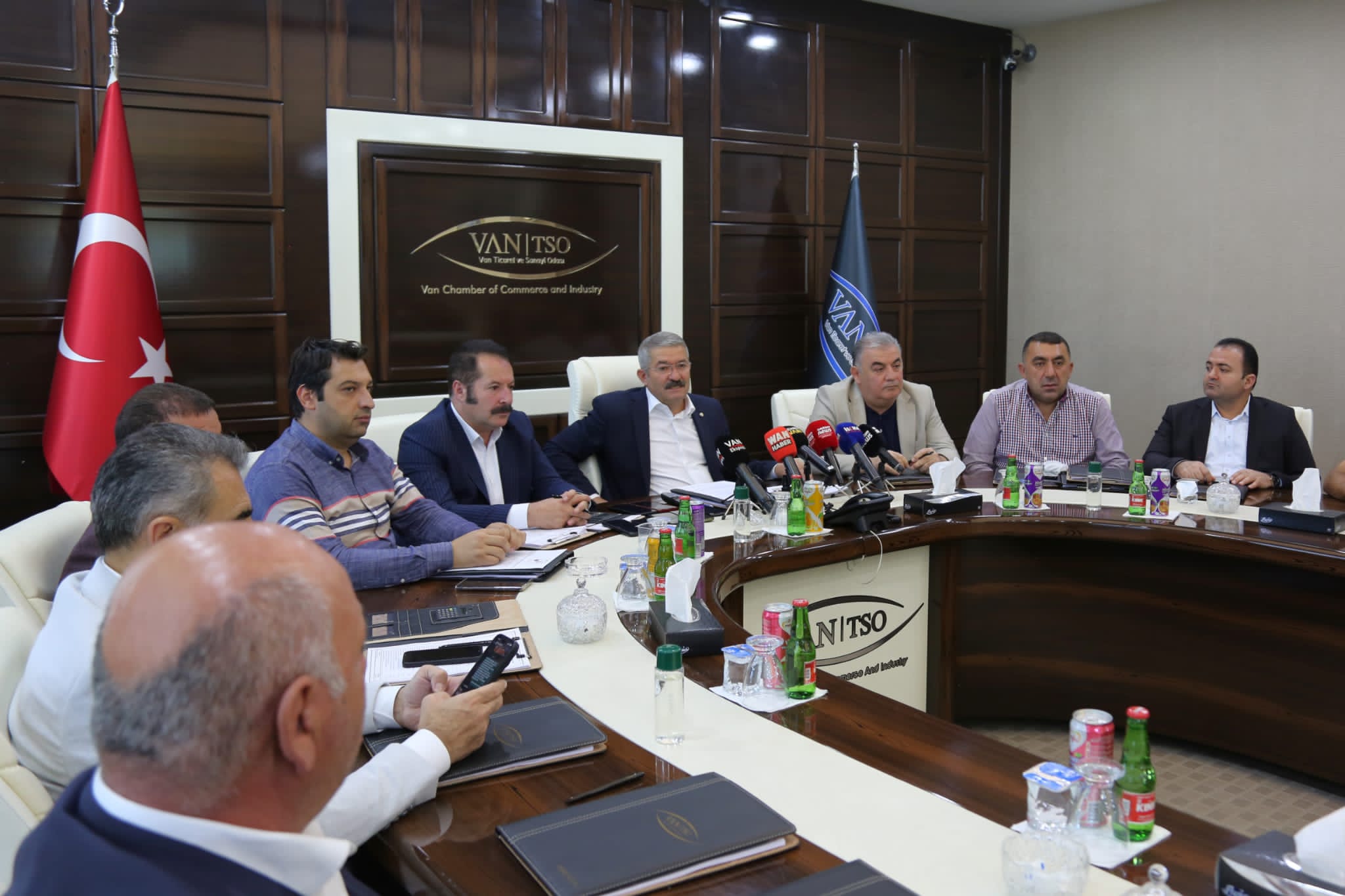 VANTSO Başkanı Takva basına sunum yaptı