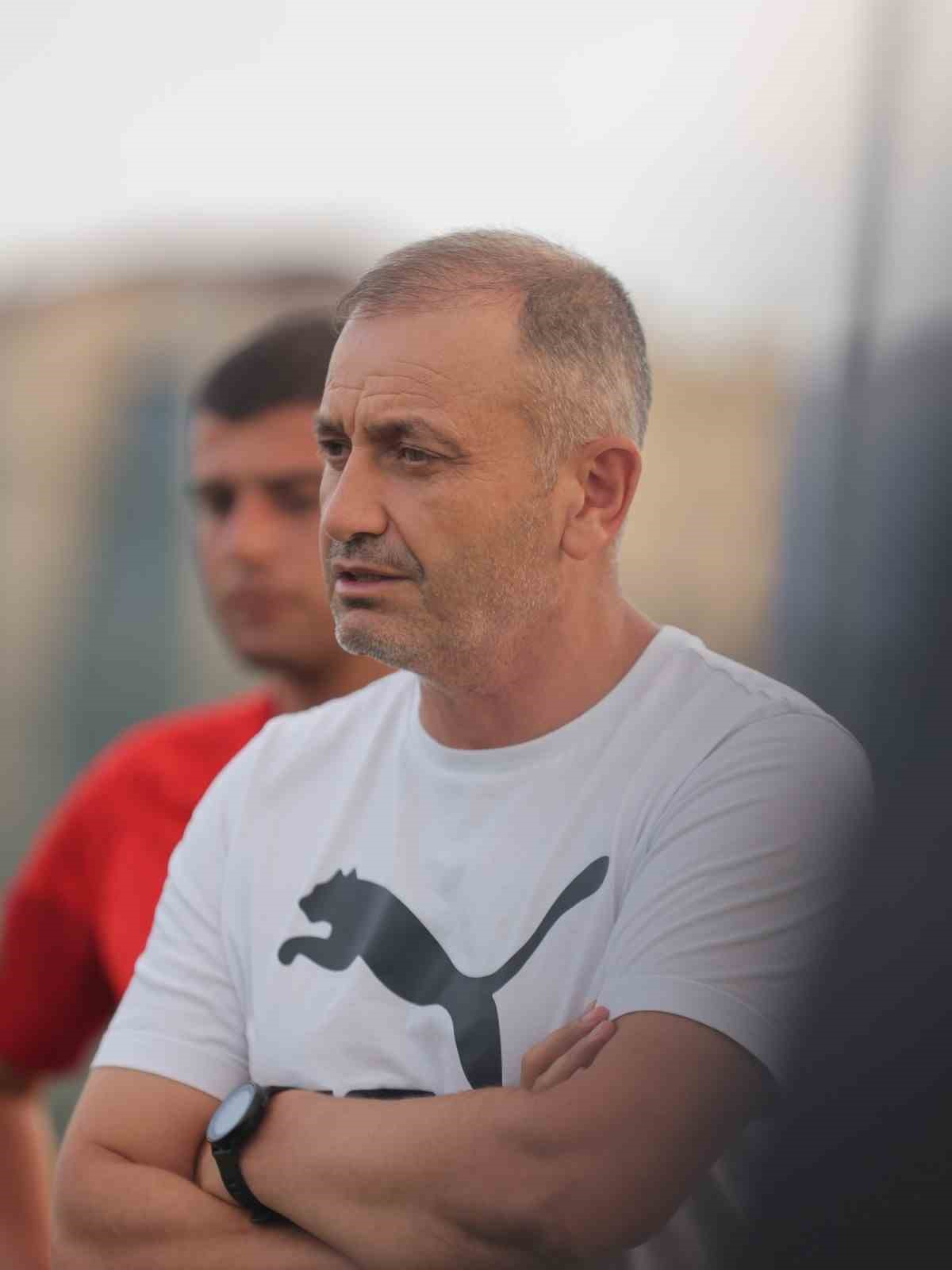 Teknik Direktör Kanber: “3 puanla dönmek için elimizden geleni yapacağız”