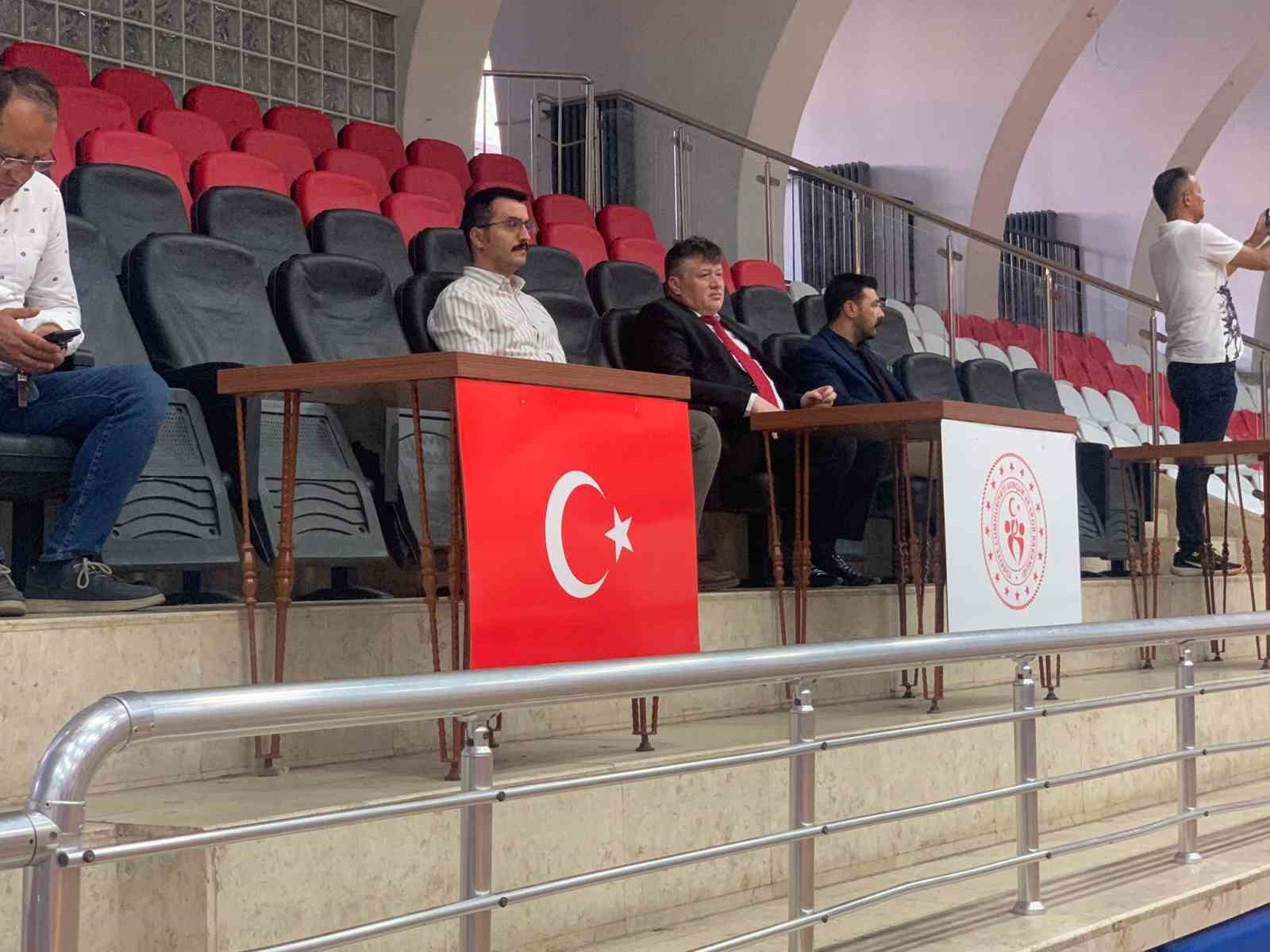 Aydın GSİM Spor Kulübü Kadın Basketbol Takımı antrenmanlarına başladı