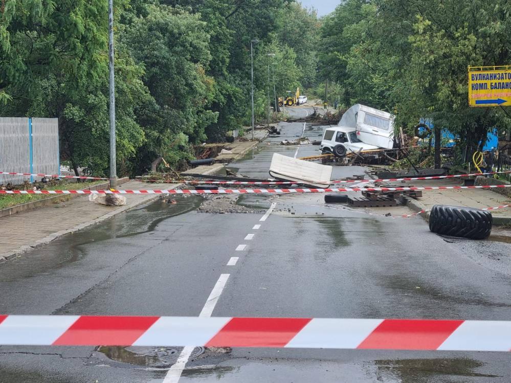 Bulgaristan'daki selde can kaybı 4'e ulaştı