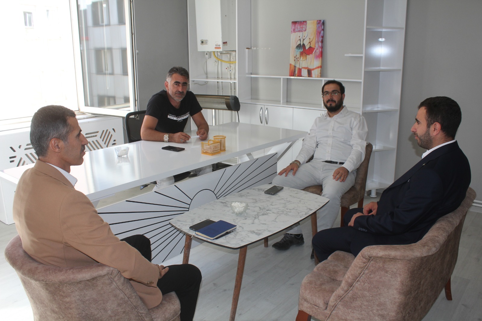 HÜDA PAR Van İl Başkanlığı’ndan Gürpınar Haber’e ziyaret